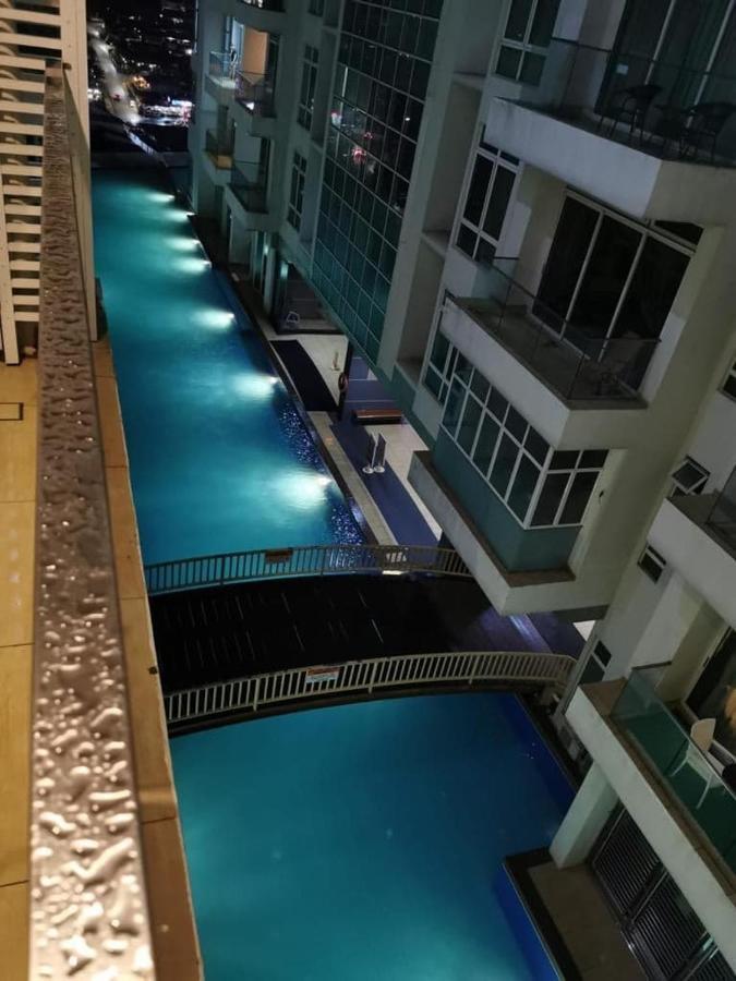 B30 1, Ksl D'esplanade And Mall, 3 Bedrooms, 8pax *
