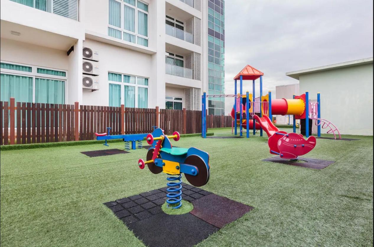 B30 1, Ksl D'esplanade And Mall, 3 Bedrooms, 8pax Johor Bahru